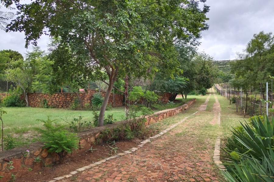 Commercial Property for Sale in Hartbeespoort Rural North West